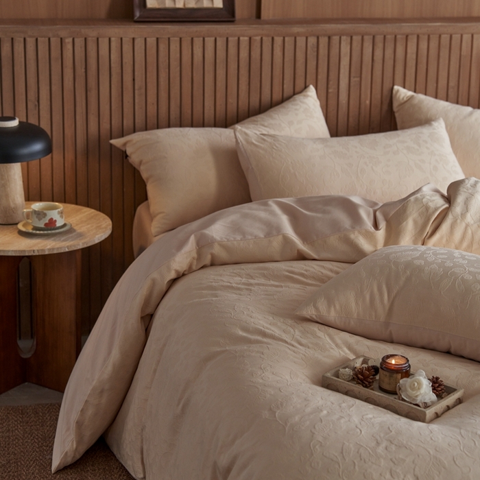 91家纺网 家纺一手货源 找家纺 眷恋家纺 2025年全棉纯棉染色提花四件套-南风 南风-皇家米