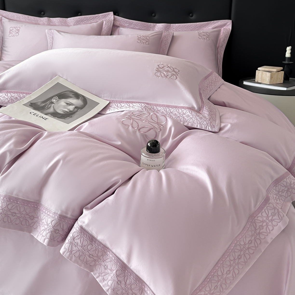 91家纺网 家纺一手货源 找家纺 安妮家居 2025新款A类100s长绒棉纯棉贡缎四件套-塞纳 塞纳-云洇紫