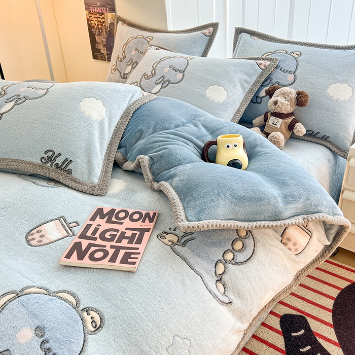 91家纺网 家纺一手货源 找家纺 倾慕  2026新款6D立体雪花绒系列单被套 奶茶小龙蓝