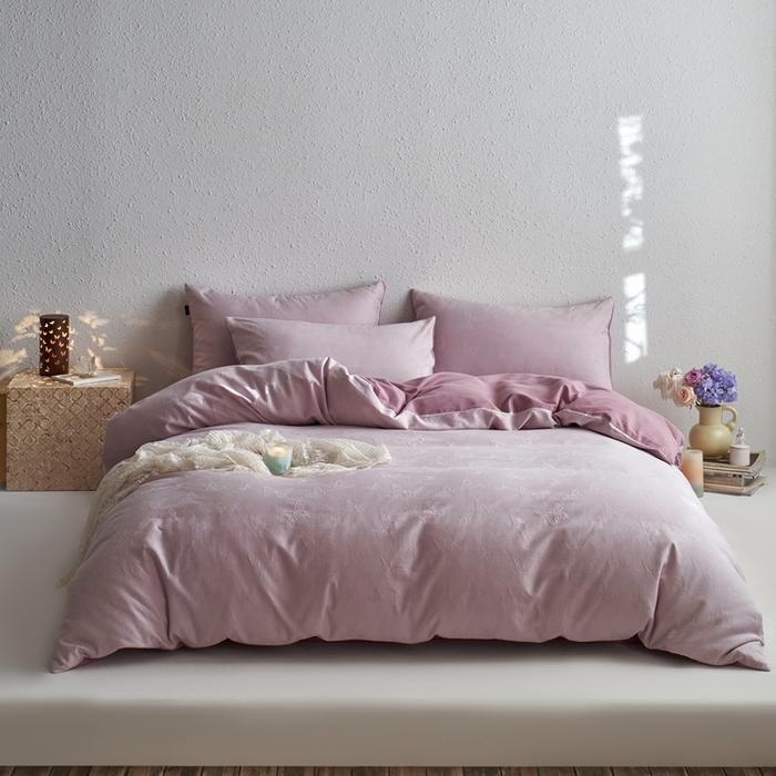 91家纺网 家纺一手货源 找家纺 眷恋家纺 2025年全棉纯棉染色提花四件套-简蝶 简蝶-浅紫