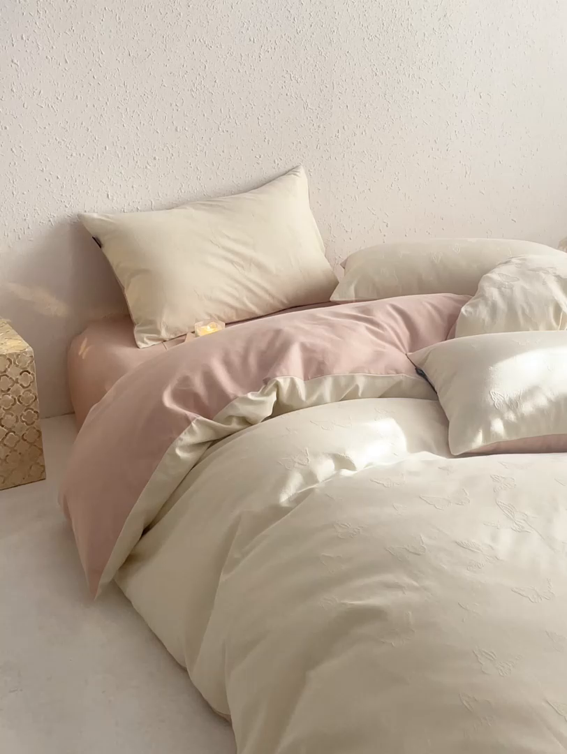 91家纺网 家纺一手货源 找家纺 眷恋家纺 2025年全棉纯棉染色提花四件套-简蝶 简蝶-淡粉