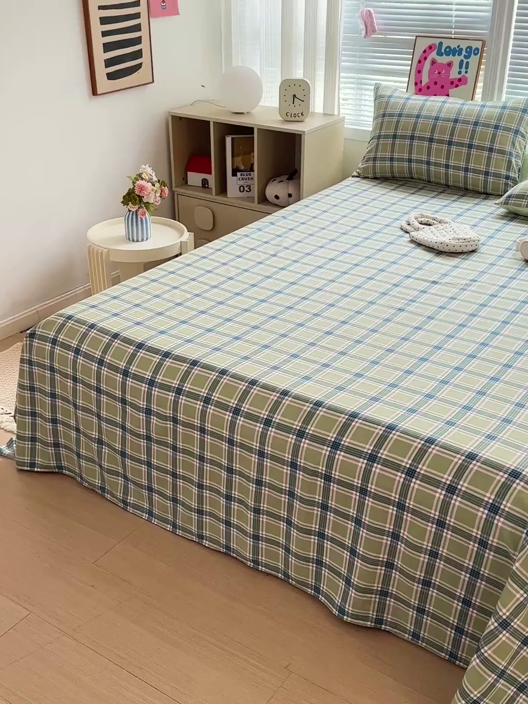 91家纺网 家纺一手货源 找家纺 南通菲度家纺 2025新款ins博主风软糯糯亲肤印花热款纯色格子无印风水洗棉时尚单床单 奥兰多