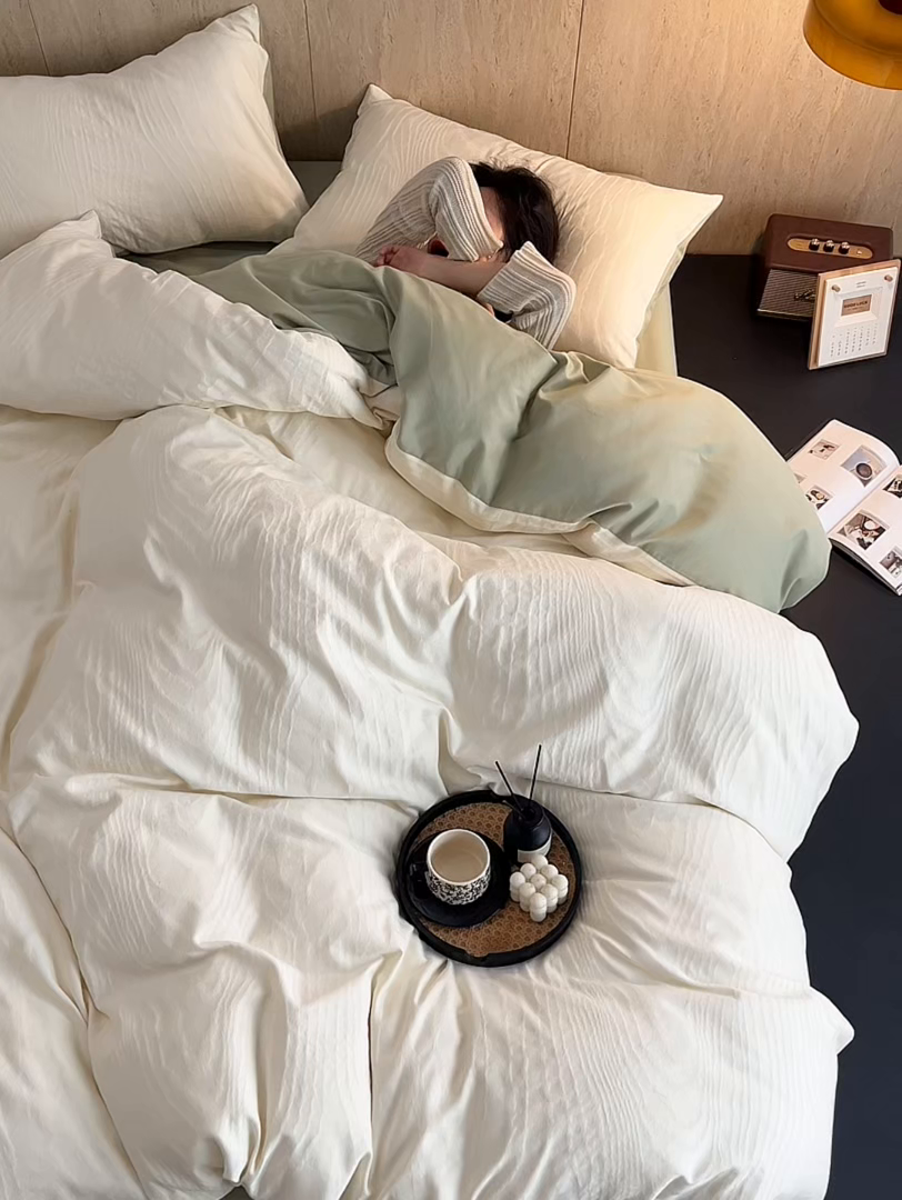 91家纺网 家纺一手货源 找家纺 眷恋家纺 2025年全棉纯棉染色提花四件套-浮光跃川 浮光跃川 -米白