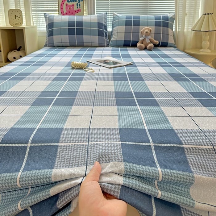 91家纺网 家纺一手货源 找家纺 南通菲度家纺 2025新款ins博主风软糯糯亲肤印花热款纯色格子无印风水洗棉时尚单床单 柏林