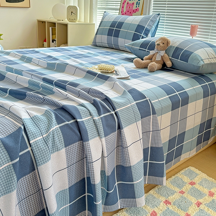 91家纺网 家纺一手货源 找家纺 南通菲度家纺 2025新款ins博主风软糯糯亲肤印花热款纯色格子无印风水洗棉时尚单床单 柏林