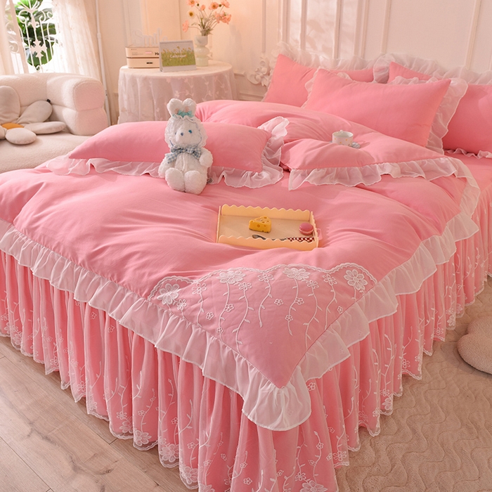 91家纺网 家纺一手货源 找家纺 后庭寝室 2025新款亲肤雪纺花边刺绣蕾丝公主四件套-花香系列 花香-公主粉