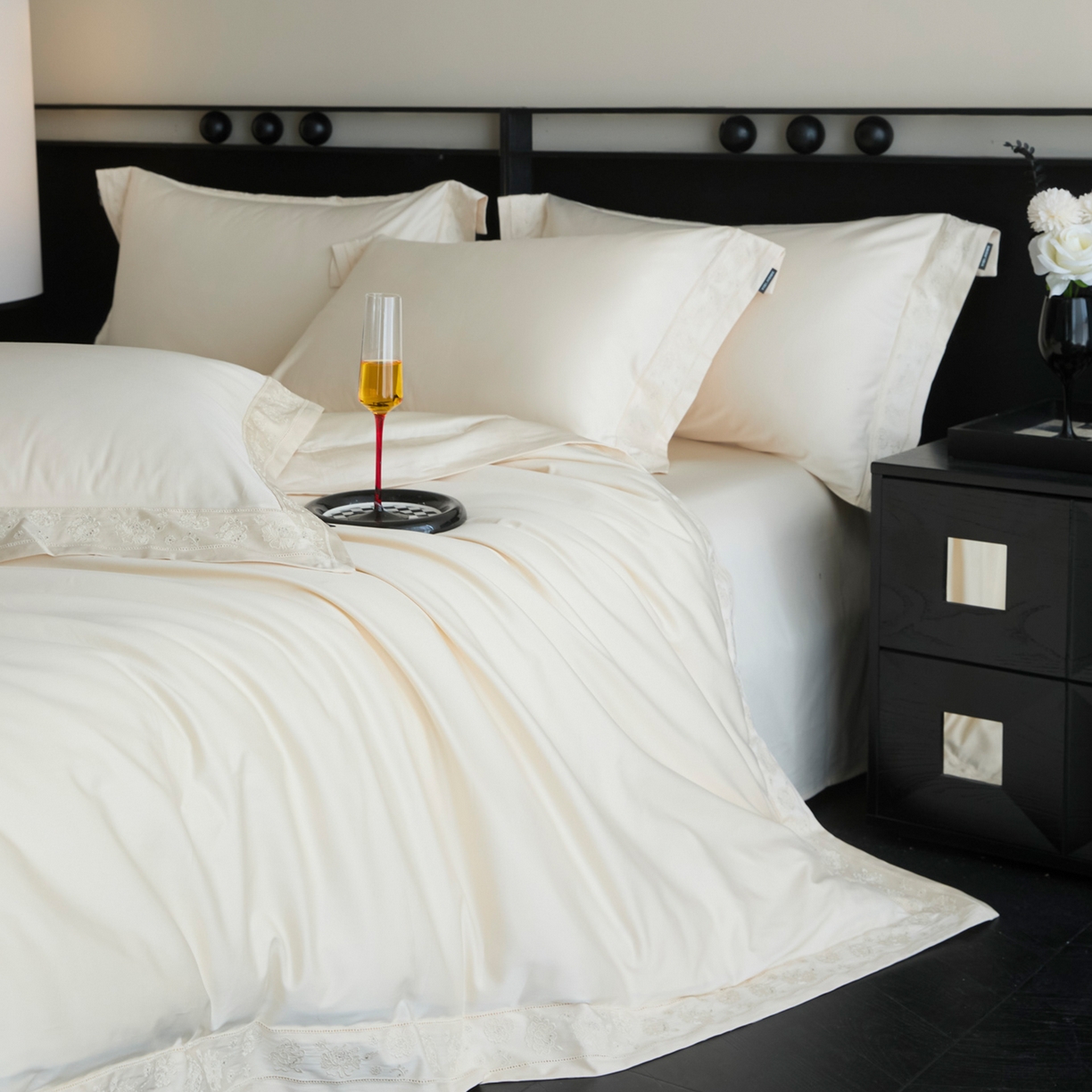 91家纺网 家纺一手货源 找家纺 （总）安妮家居 2025新款全棉纯棉100%丝光喷气13376镂空刺绣四件套-海瑟薇