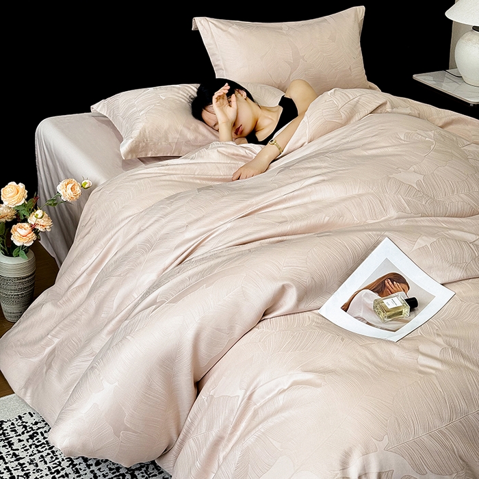 91家纺网 家纺一手货源 找家纺 家居1号家纺 2025新款长绒棉纯棉提花四件套叶舞轻扬 叶舞轻扬-香槟金