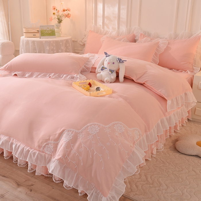 91家纺网 家纺一手货源 找家纺 后庭寝室 2025新款亲肤雪纺花边刺绣蕾丝公主四件套-花香系列 花香-淡粉