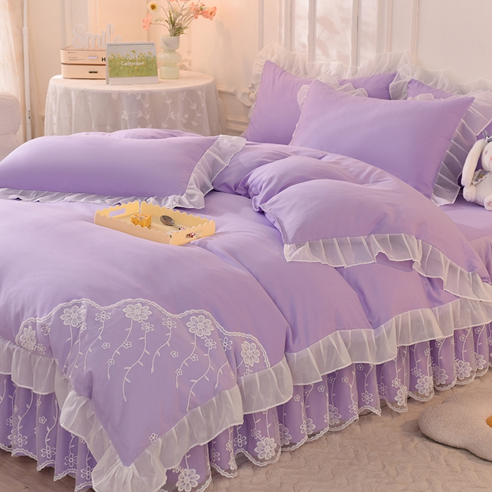 91家纺网 家纺一手货源 找家纺 后庭寝室 2025新款亲肤雪纺花边刺绣蕾丝公主四件套-花香系列 花香-梦幻紫