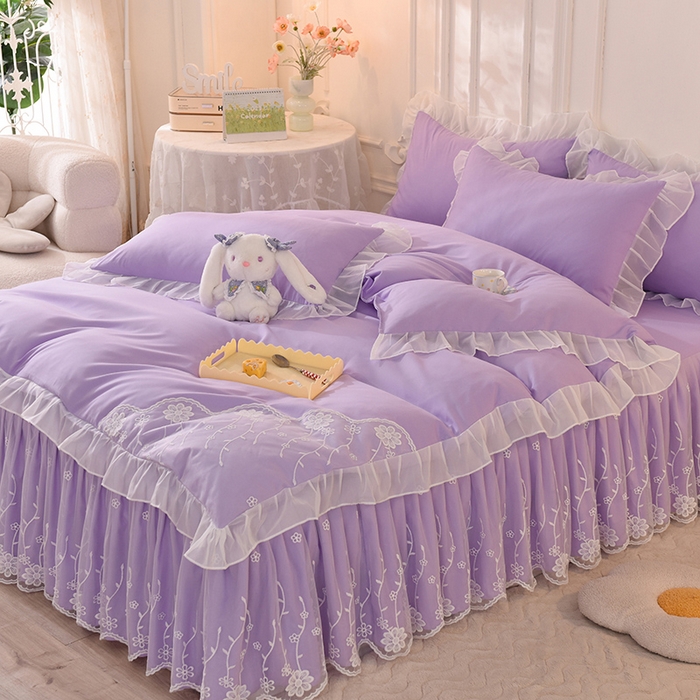 91家纺网 家纺一手货源 找家纺 后庭寝室 2025新款亲肤雪纺花边刺绣蕾丝公主四件套-花香系列 花香-梦幻紫