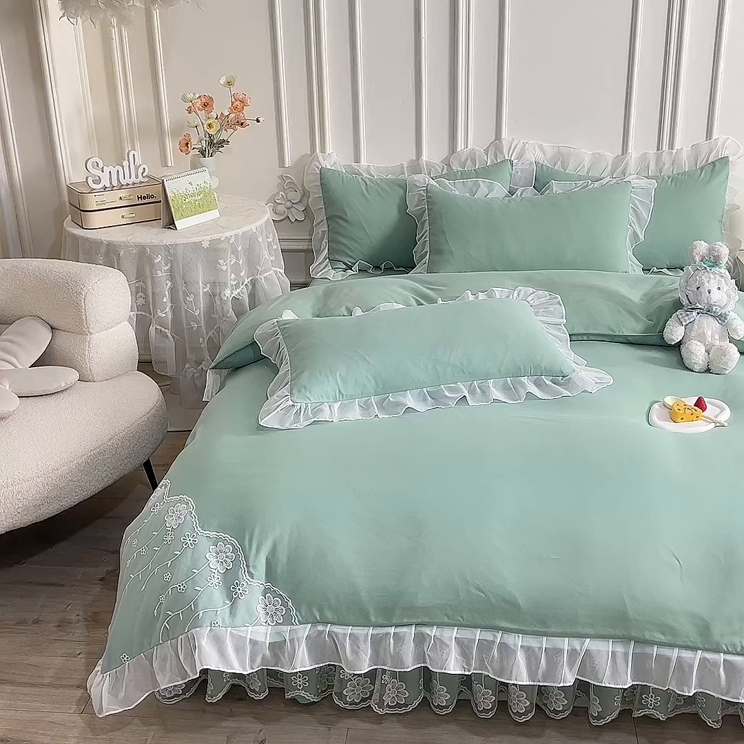 91家纺网 家纺一手货源 找家纺 后庭寝室 2025新款亲肤雪纺花边刺绣蕾丝公主四件套-花香系列 花香-奶绿