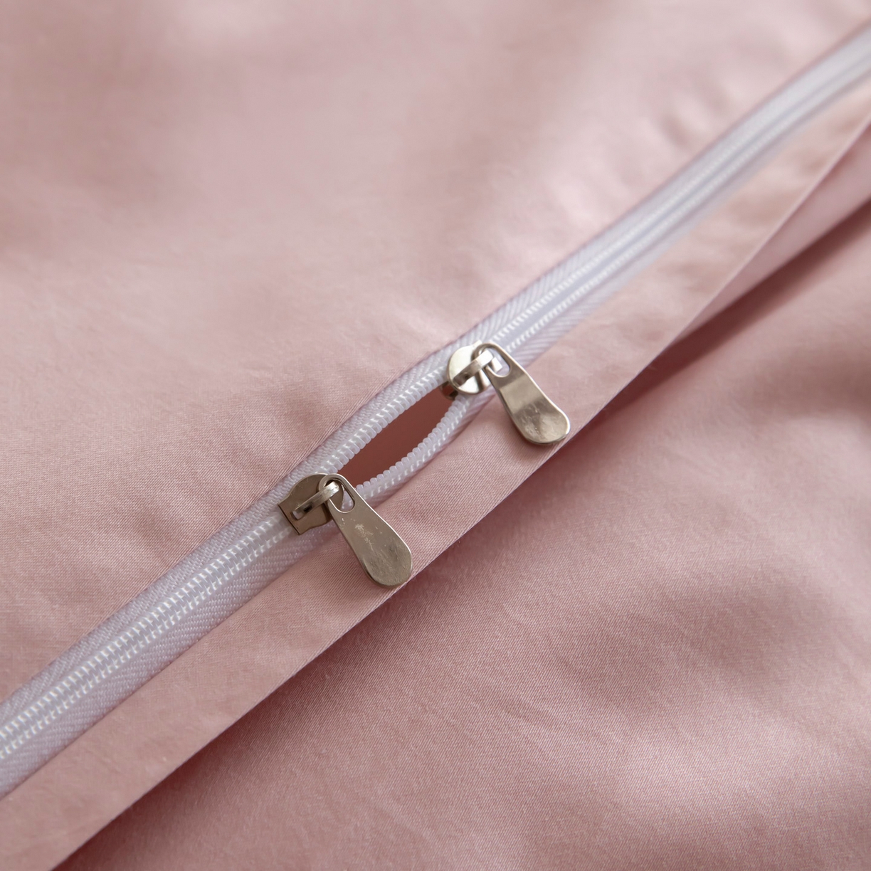 91家纺网 家纺一手货源 找家纺 安妮家居 2025新款全棉纯棉100%丝光喷气13376镂空刺绣四件套-海瑟薇 海瑟薇-粉