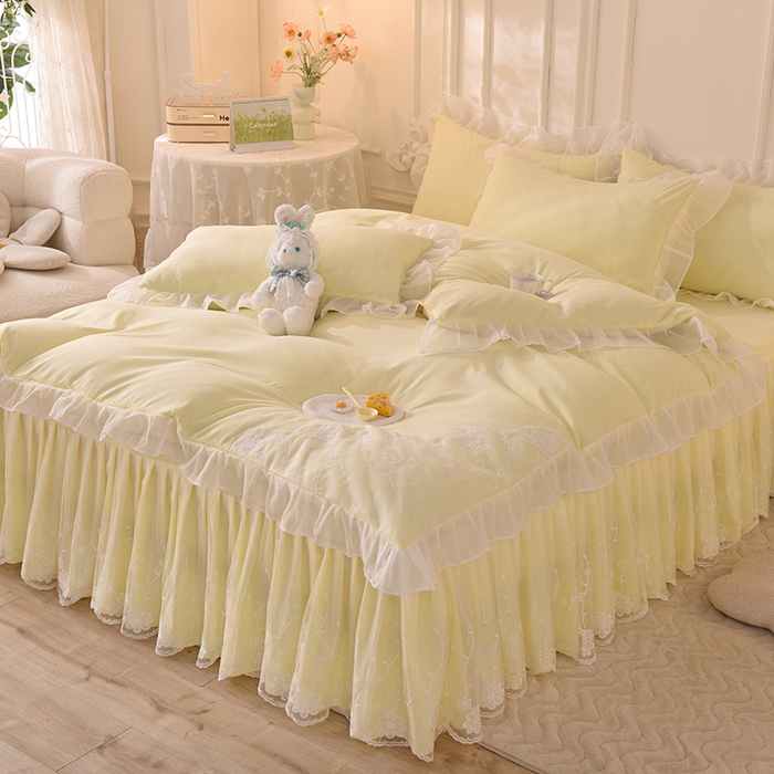 91家纺网 家纺一手货源 找家纺 后庭寝室 2025新款亲肤雪纺花边刺绣蕾丝公主四件套-花香系列 花香-浅果绿