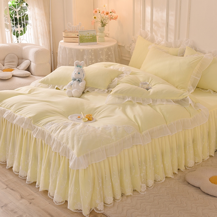 91家纺网 家纺一手货源 找家纺 后庭寝室 2025新款亲肤雪纺花边刺绣蕾丝公主四件套-花香系列 花香-浅果绿