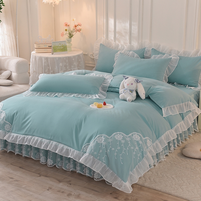 91家纺网 家纺一手货源 找家纺 后庭寝室 2025新款亲肤雪纺花边刺绣蕾丝公主四件套-花香系列 花香-青绿