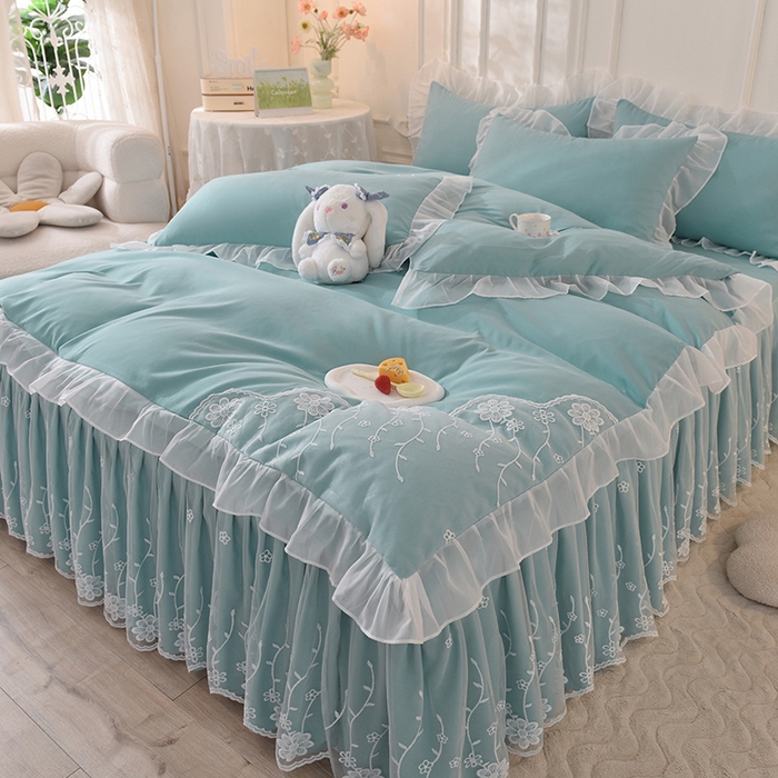 91家纺网 家纺一手货源 找家纺 后庭寝室 2025新款亲肤雪纺花边刺绣蕾丝公主四件套-花香系列 花香-青绿