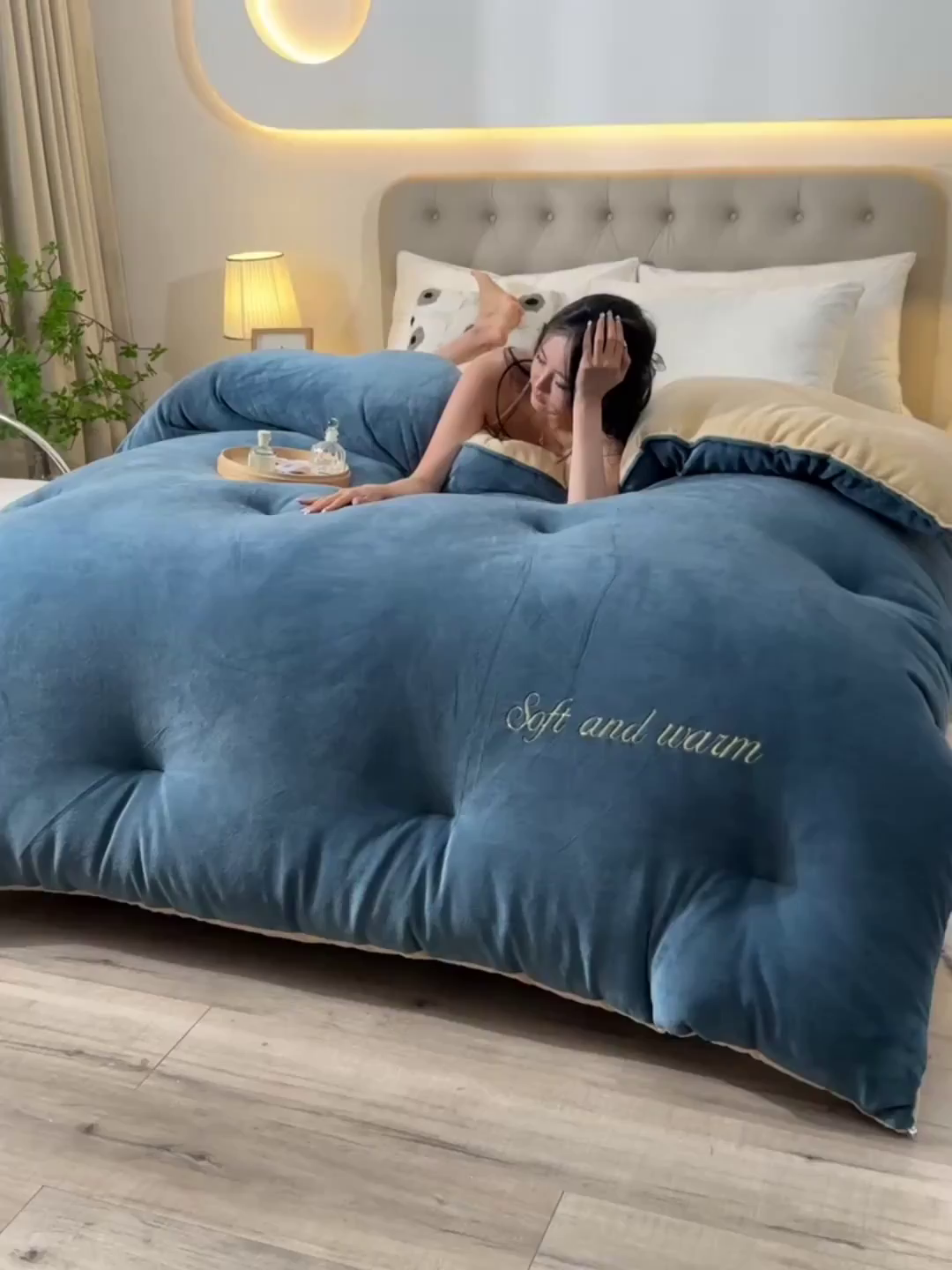 91家纺网 家纺一手货源 找家纺 金多美家纺 2025新款双面牛奶绒刺绣冬被被子被芯 宾利蓝