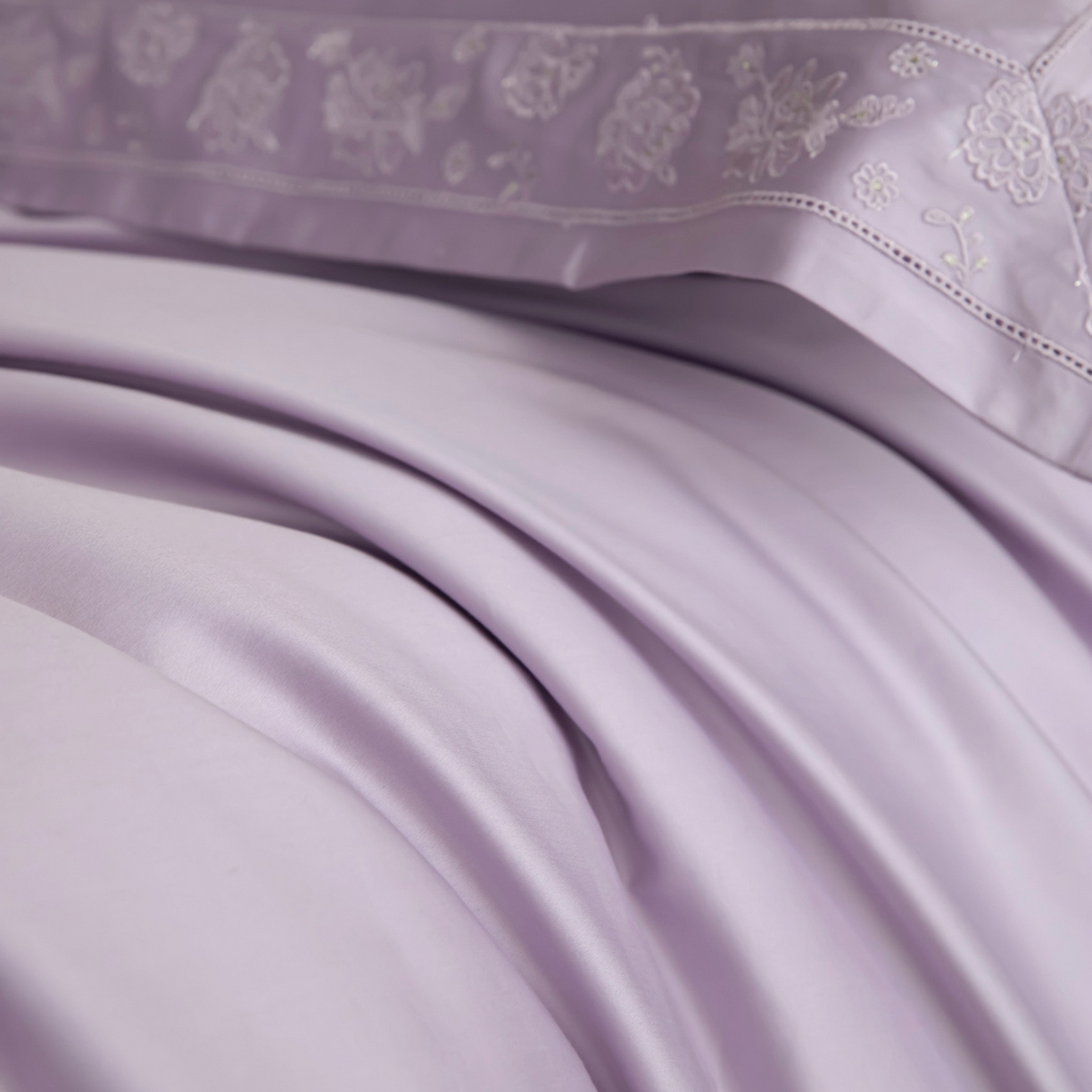 91家纺网 家纺一手货源 找家纺 安妮家居 2025新款全棉纯棉100%丝光喷气13376镂空刺绣四件套-海瑟薇 海瑟薇-紫