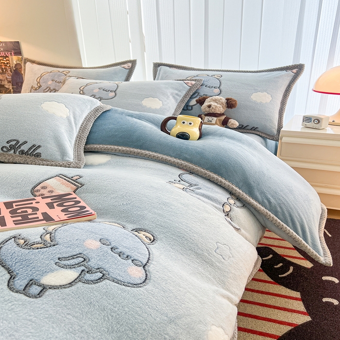 91家纺网 家纺一手货源 找家纺 倾慕  2026新款6D立体雪花绒系列四件套 奶茶小龙蓝