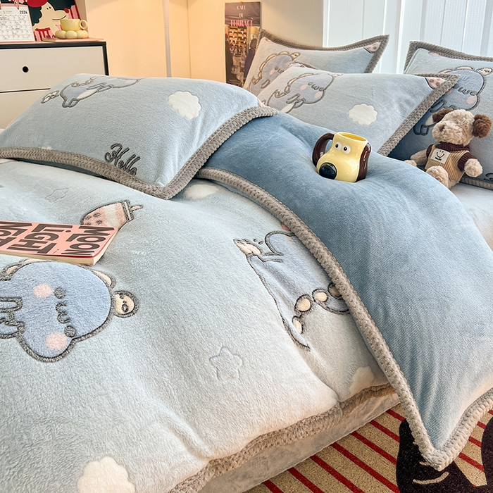 91家纺网 家纺一手货源 找家纺 倾慕  2026新款6D立体雪花绒系列四件套 奶茶小龙蓝