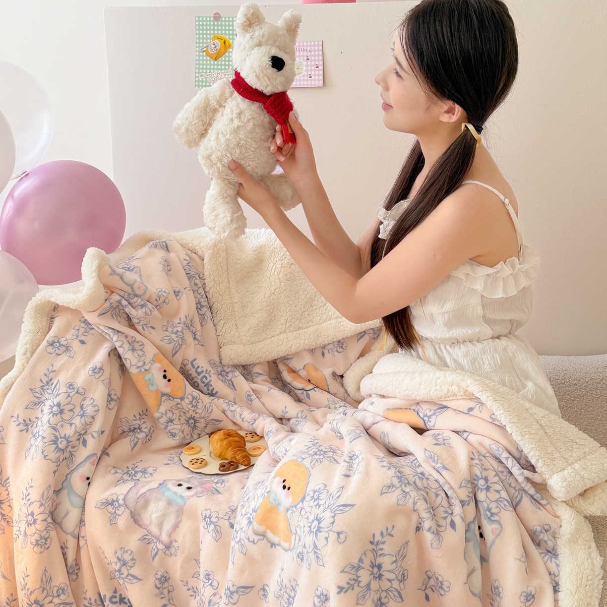 91家纺网 家纺一手货源 找家纺 沐慕 2025新款牛奶绒拼羊羔绒毛毯盖毯毯子 毛毯-花丛中