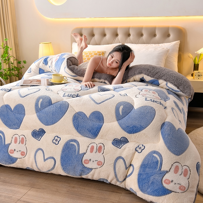 91家纺网 家纺一手货源 找家纺 金多美家纺 2025新款AB版雪花绒羊羔绒冬被被子被芯 心心相印