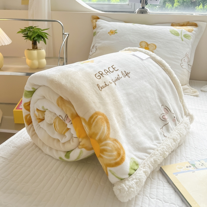 91家纺网 家纺一手货源 找家纺 沐慕 2025新款牛奶绒拼羊羔绒毛毯盖毯毯子 毛毯-花漾兔