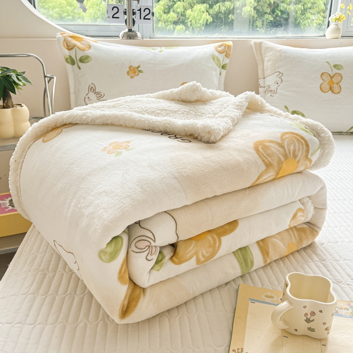 91家纺网 家纺一手货源 找家纺 沐慕 2025新款牛奶绒拼羊羔绒毛毯盖毯毯子 毛毯-花漾兔