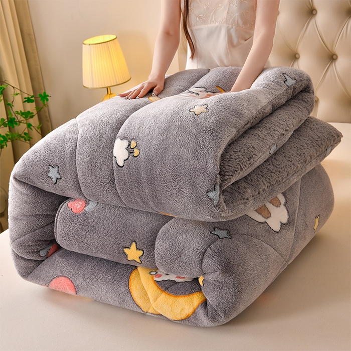 91家纺网 家纺一手货源 找家纺 金多美家纺 2025新款AB版雪花绒羊羔绒冬被被子被芯 云朵萌熊