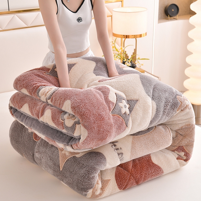 91家纺网 家纺一手货源 找家纺 金多美家纺 2025新款AB版雪花绒羊羔绒冬被被子被芯 裸婚时代