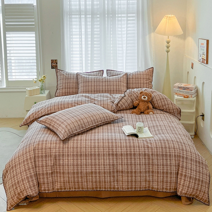 91家纺网 家纺一手货源 找家纺 莱茵家居 2025新款全棉磨毛贝壳边四件套 咖棕英伦