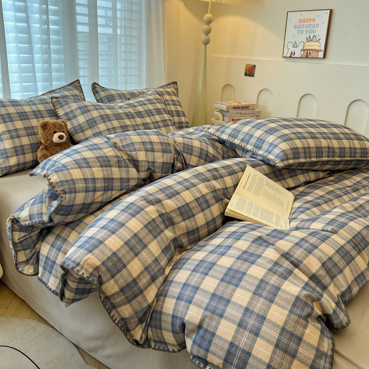 91家纺网 家纺一手货源 找家纺 莱茵家居 2025新款全棉磨毛贝壳边四件套 蓝黄格韵