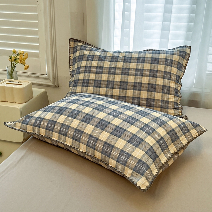 91家纺网 家纺一手货源 找家纺 莱茵家居 2025新款全棉磨毛贝壳边四件套 蓝黄格韵