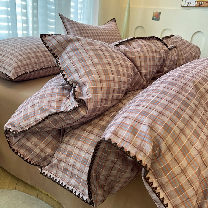 91家纺网 家纺一手货源 找家纺 莱茵家居 2025新款全棉磨毛贝壳边四件套 奶棕渐柔