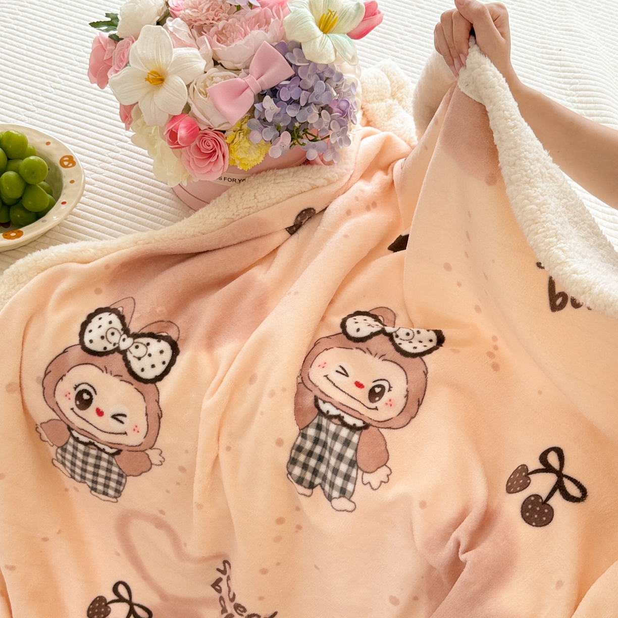 91家纺网 家纺一手货源 找家纺 沐慕 2025新款牛奶绒拼羊羔绒毛毯盖毯毯子 毛毯-可爱布布