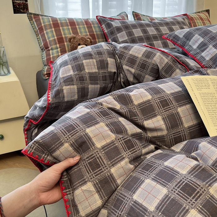 91家纺网 家纺一手货源 找家纺 莱茵家居 2025新款全棉磨毛贝壳边四件套 雾灰墨韵