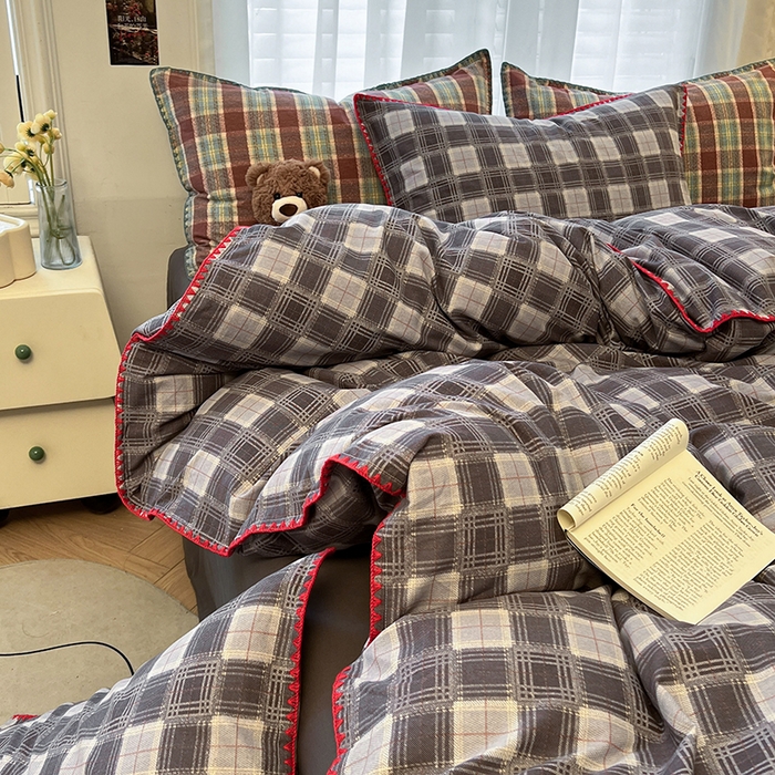 91家纺网 家纺一手货源 找家纺 莱茵家居 2025新款全棉磨毛贝壳边四件套 雾灰墨韵