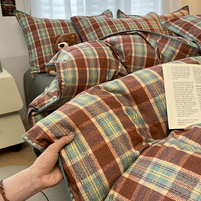 91家纺网 家纺一手货源 找家纺 莱茵家居 2025新款全棉磨毛贝壳边四件套 棕林青雾