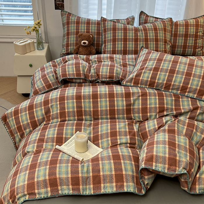 91家纺网 家纺一手货源 找家纺 莱茵家居 2025新款全棉磨毛贝壳边四件套 棕林青雾