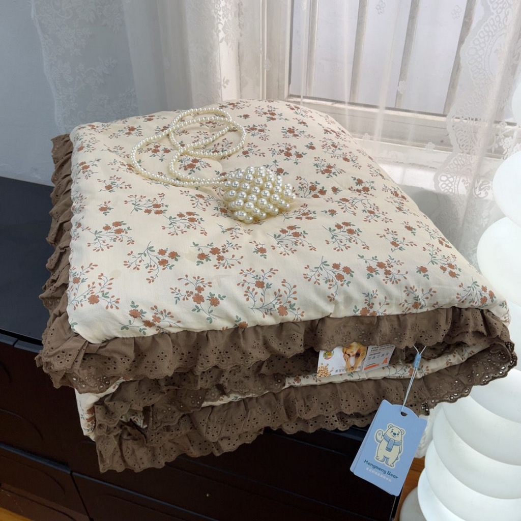 91家纺网 家纺一手货源 找家纺 （总）暖居 2025新款纯棉花边款春秋豆豆被四季通用