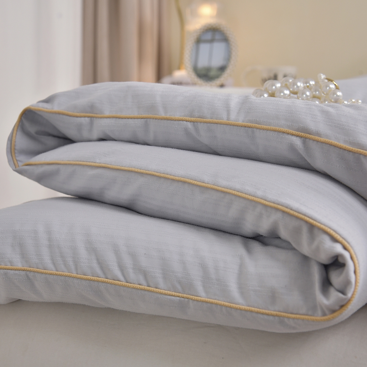 91家纺网 家纺一手货源 找家纺 典曼家纺 2025新款A类立体提花烫钻被被子被芯-蝶恋花 蝶恋花星空灰