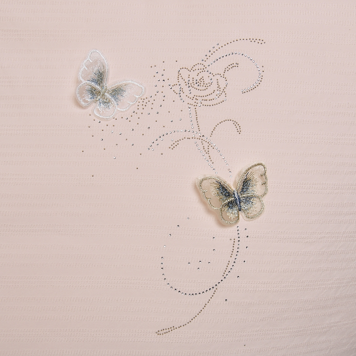 91家纺网 家纺一手货源 找家纺 典曼家纺 2025新款A类立体提花烫钻被被子被芯-蝶恋花 蝶恋花胭脂玉