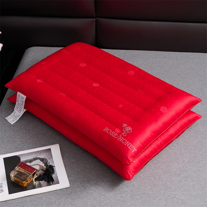 91家纺网 家纺一手货源 找家纺 （总）仁宇枕业 2025新款低价跑量大红色结婚婚庆喜庆定型枕枕头枕芯