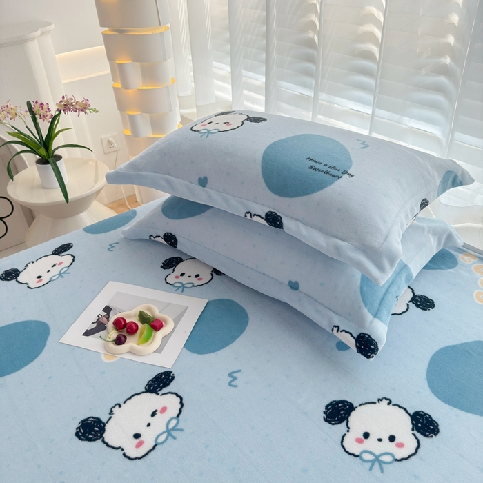 91家纺网 家纺一手货源 找家纺 翎盈家纺 2025新款加厚高克重牛奶绒枕头套 帕恰狗-蓝