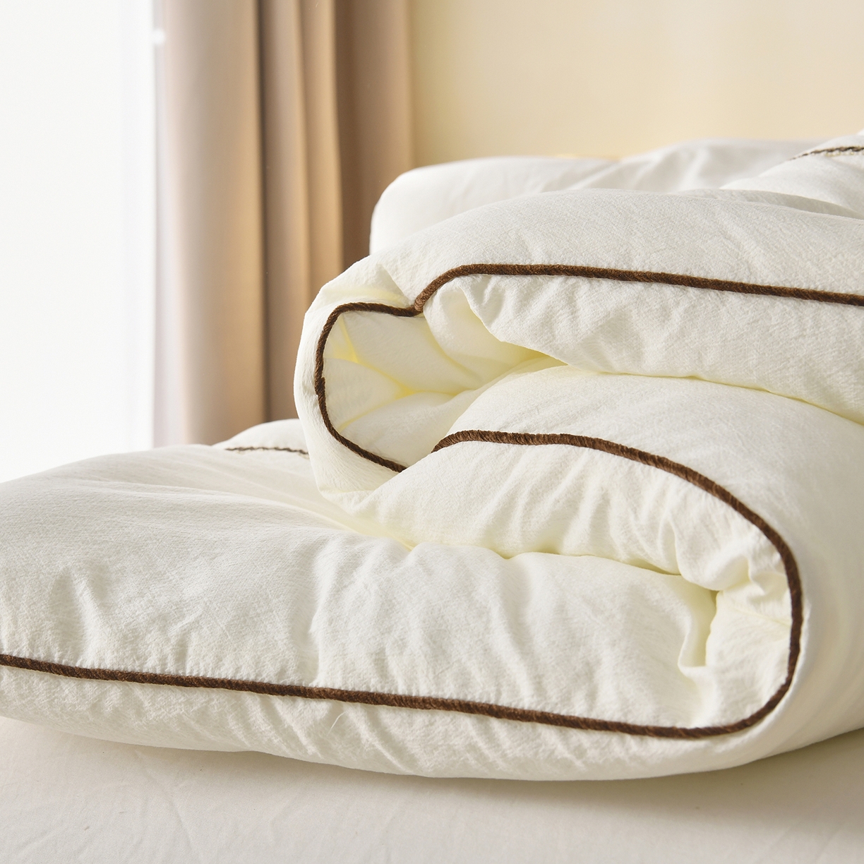 91家纺网 家纺一手货源 找家纺 （总）典曼家纺 2025新款蕾丝球球熊被子被芯