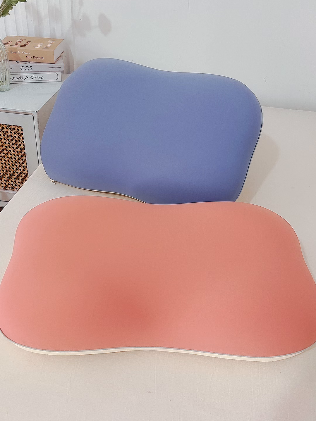 91家纺网 家纺一手货源 找家纺 （总）仁宇枕业 2025新款锦冰丝+羊绒棉释压猫肚记忆枕枕头枕芯