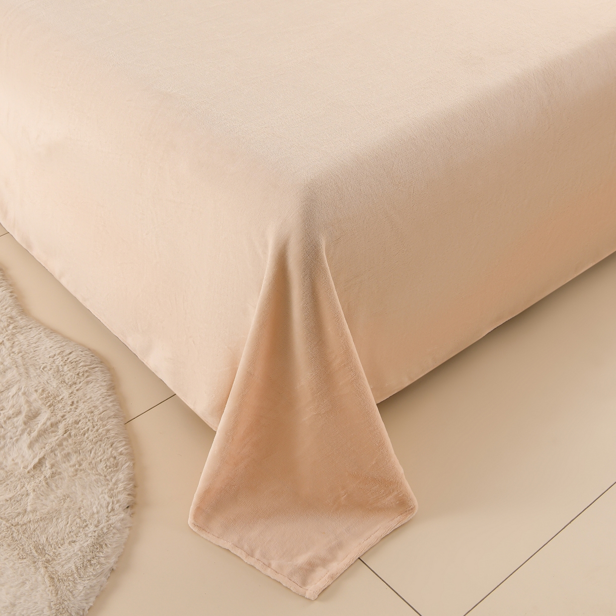 91家纺网 家纺一手货源 找家纺 紫月轩家纺 2025新款A类牛奶绒小清新印花四件套 格纹小熊