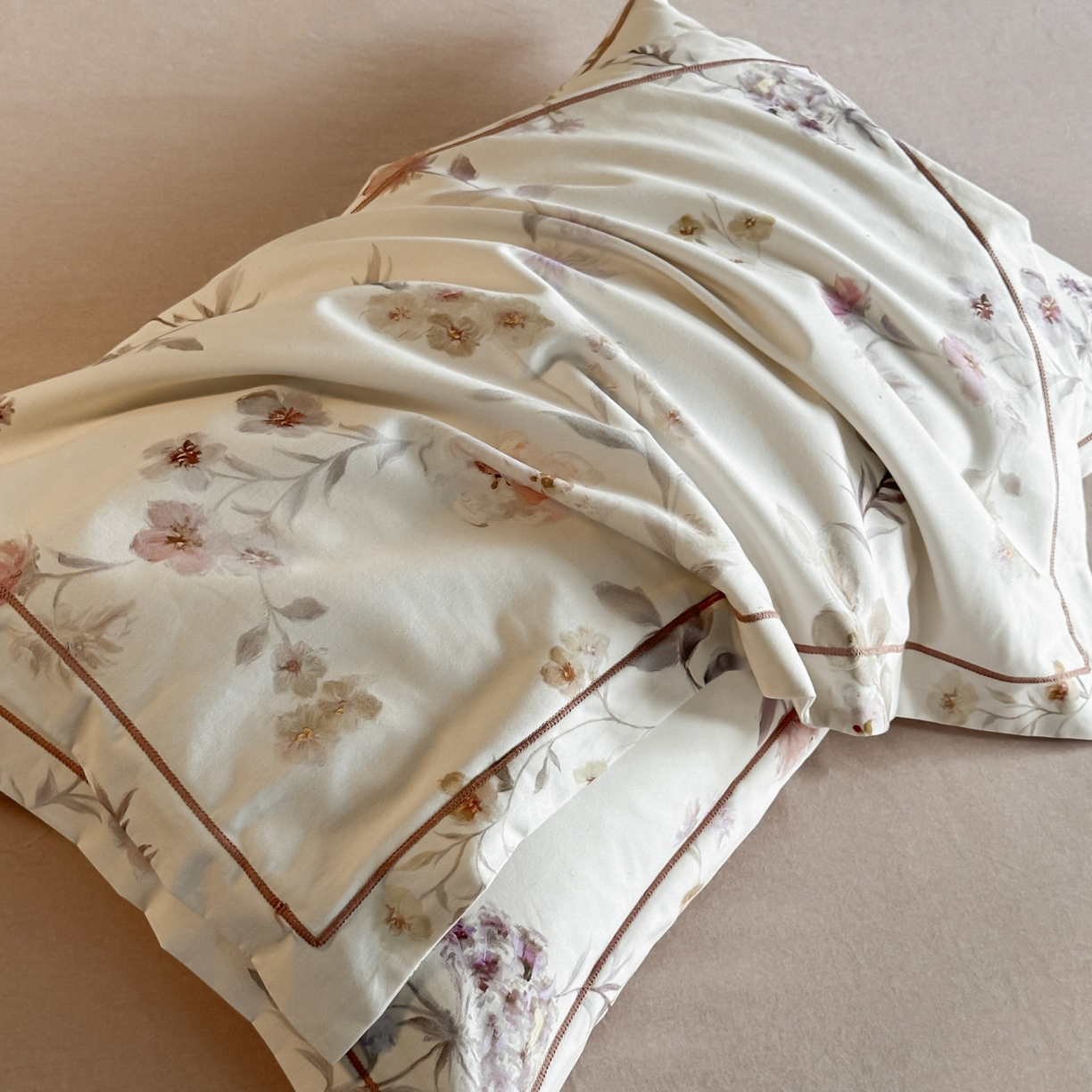 91家纺网 家纺一手货源 找家纺 大柏树 2025新款全棉磨毛印花四件套系列(可定制) 初茅-米