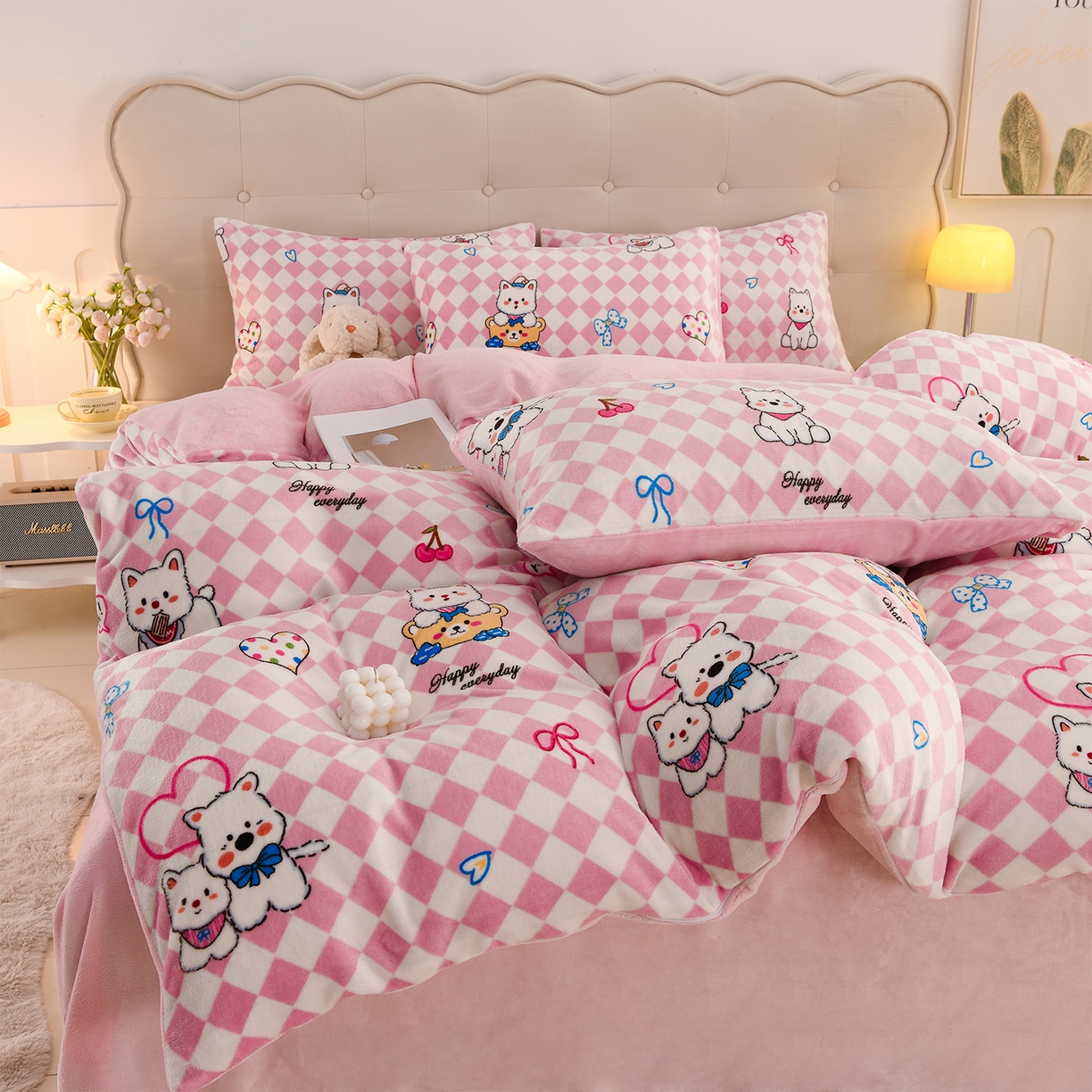 91家纺网 家纺一手货源 找家纺 紫月轩家纺 2025新款A类牛奶绒小清新印花四件套 甜心喵